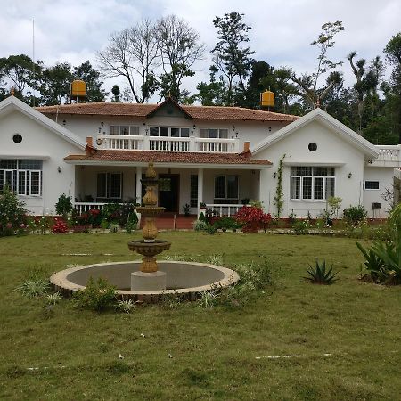 Robin Woods Homestay サクルシュプール エクステリア 写真