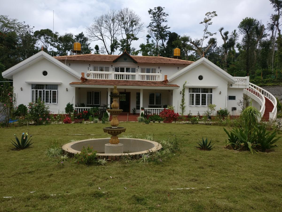 Robin Woods Homestay サクルシュプール エクステリア 写真